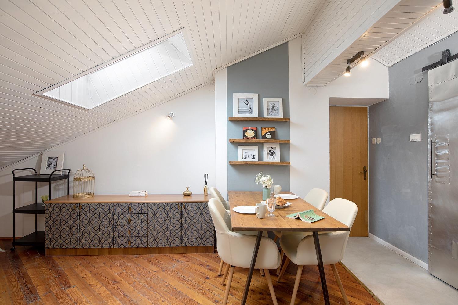 Relaxed Attic In The Old Town Apartman Pula